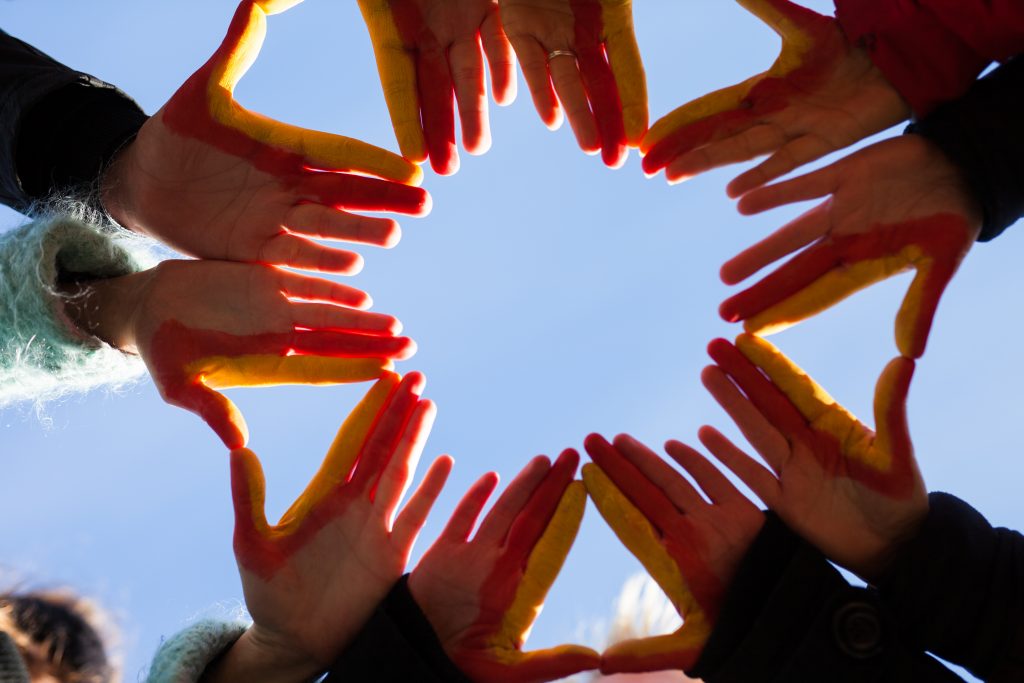 fossilgasfallan's tweet image. Solidarity from us in Gothenburg, Sweden, as well! We stand united to #BreakTheFrackingCycle. ✊
