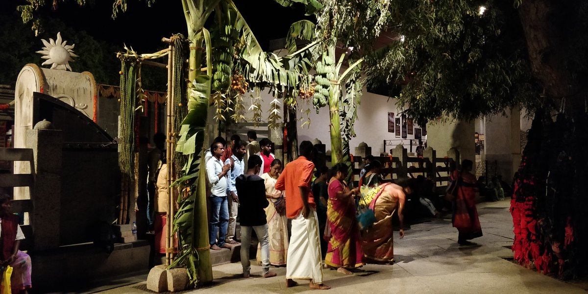 priyankawriting's tweet photo. Full night party 🥳
#Mahashivaratri2020 #DontYawnTillDawn #MagicOfMahashivratri
#Shiva #maproute https://t.co/AcIOzuZJUM