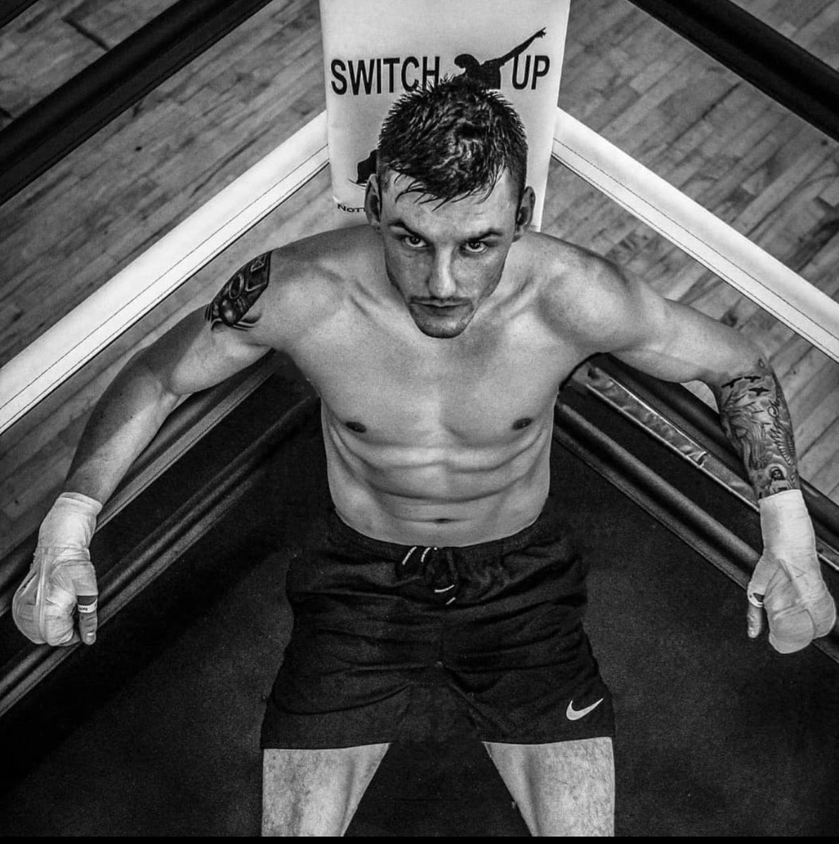 SwitchUpNotts's tweet image. #Nottingham please get behind our boy @itsLeighWood tonight!! He’s boxing in the  #GoldenContract semi final and defending his European title at York Hall. Leigh is our patron and gives so much back to his community. #TopBoy #Nottingham @MTKGlobal 🥇🏆🥊