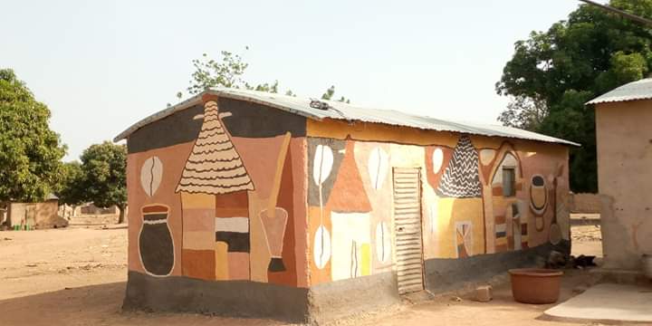 dogontravel's tweet photo. #Festival #BogoJa c'était ce week-end à #Siby
Maisons décorées par les femmes
Pays #Mandingue
#Manding #femme #parrimoine #culture #tourisme #Décoration #AllianceDogonTravel #AllianceDogon https://t.co/53pbvR9LXA