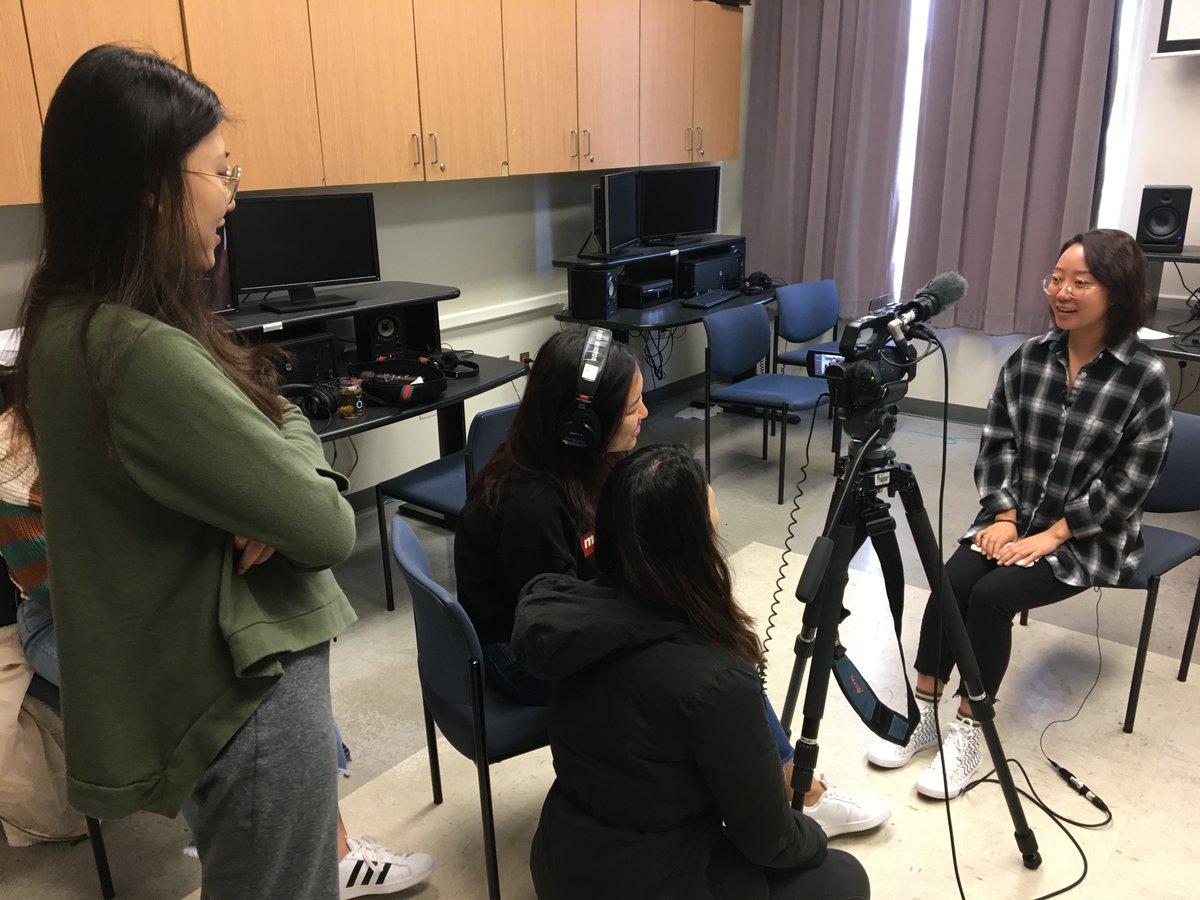 GradIP_MSU's tweet photo. MPS Southwest Cohort 1 students in the studio! Credit: Leonard B Horton III. https://t.co/bJQQmDTGF7