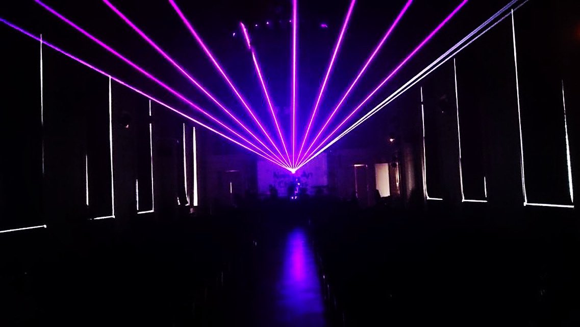 Timecomposer's tweet photo. Flash-Back - - > Chinese new year's eve party. Shows with my laser harp & @guogan erhu player at 13th City hall Paris !
@5emeElement @KorgFr @KorgUSA #laserharp #harpelaser #lasershow #music #chinese #erhu #guogan #paris13 #paris #newyear #Flashbach https://t.co/cUM8IHpbqb
