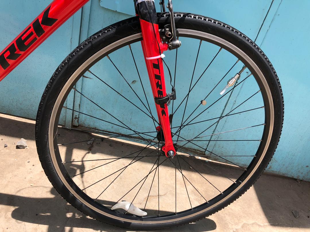 ShopMusa's tweet image. TREk 700
shimano group set 
8 times 3 speed 
asking price 25000/=