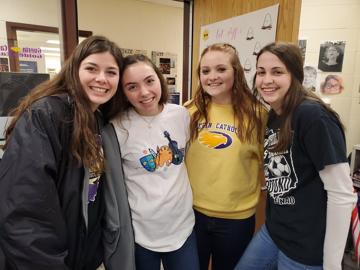 GCHSFineArts's tweet photo. Do you have your Fine Arts shirt? Check out how our students have added design to theirs! https://t.co/BViLm6gUYd