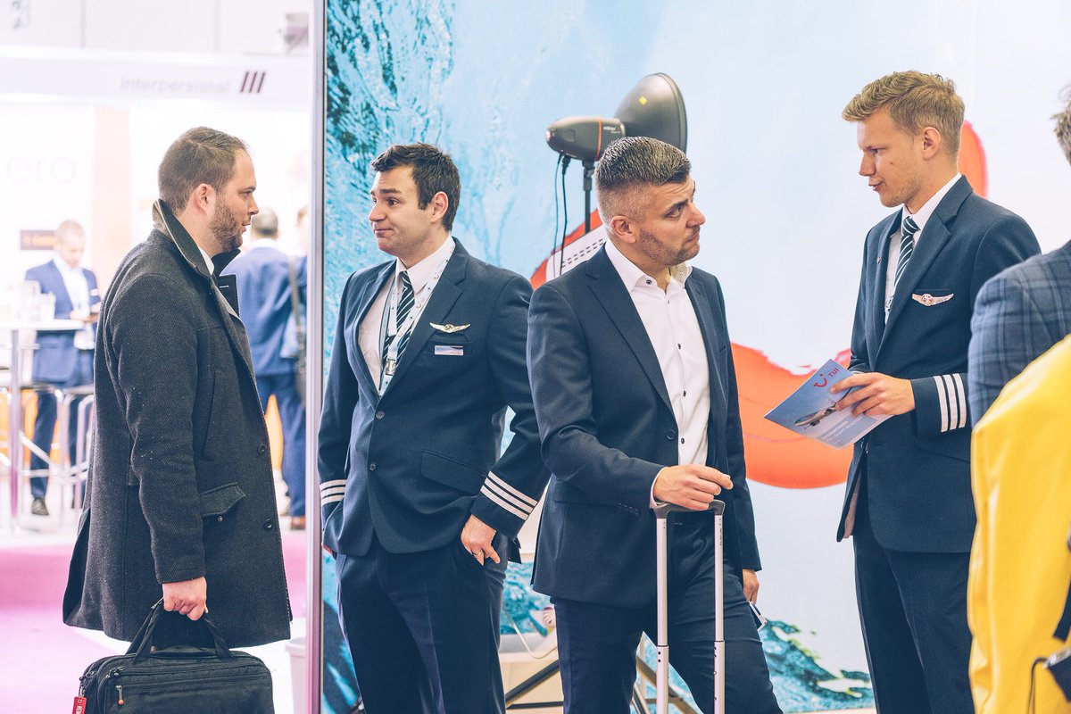 pilot_expo's tweet photo. Thank you to everyone visiting and participating at #PilotExpo Day One! It’s been fantastic! See you at the #AirlinersParty tonight! And meet you tomorrow for Day Two at 10AM!  #PilotExpo2020 https://t.co/R0WHR3T6wd