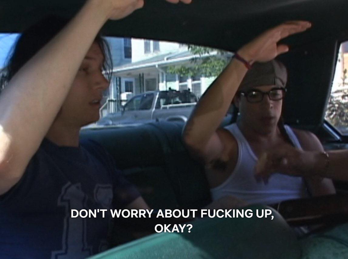 SUTONPIERO's tweet image. 🤡: drunk Giggles and Maggie talking to a sober Wilson