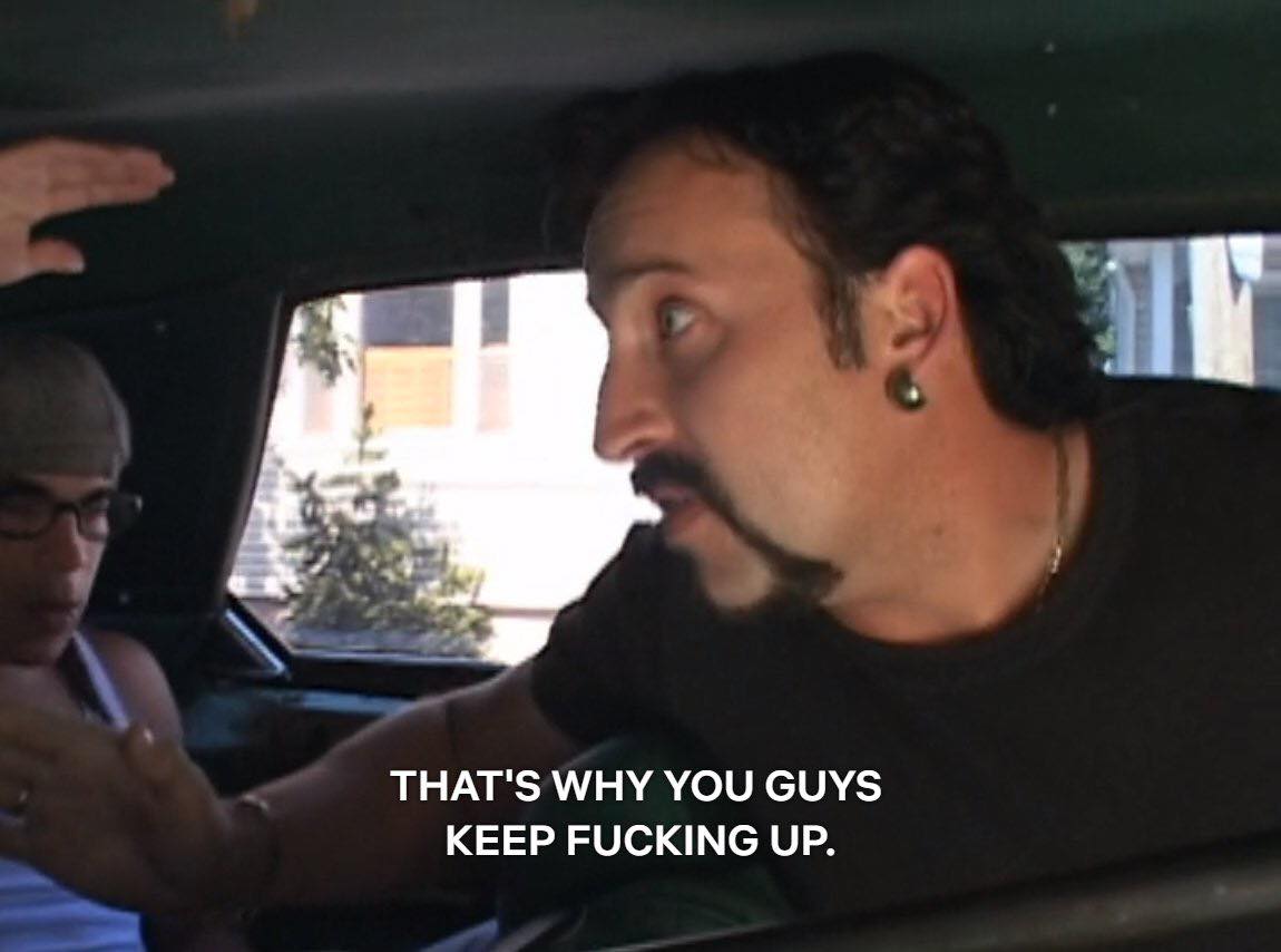 SUTONPIERO's tweet image. 🤡: drunk Giggles and Maggie talking to a sober Wilson