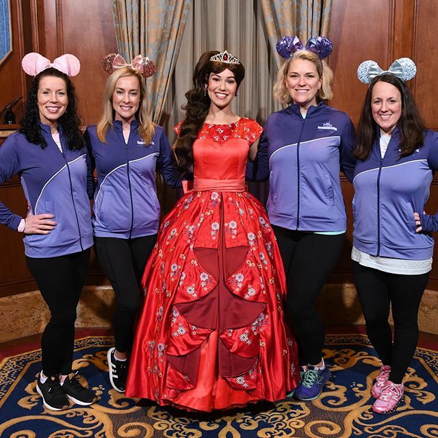 laurabowersruns's tweet photo. “Sometimes being a sister is even better than being a princess.” 💜Elena💜
🌸
#princesshalf #rundisney #fairytalechallenge #disneyworld #disney #wdw #magickingdom #disneylife #instadisney #disneyig #disneyprincess #princessphotochallenge #phmprincesscha… https://t.co/NblzU0sxKp https://t.co/urwOM1ne50