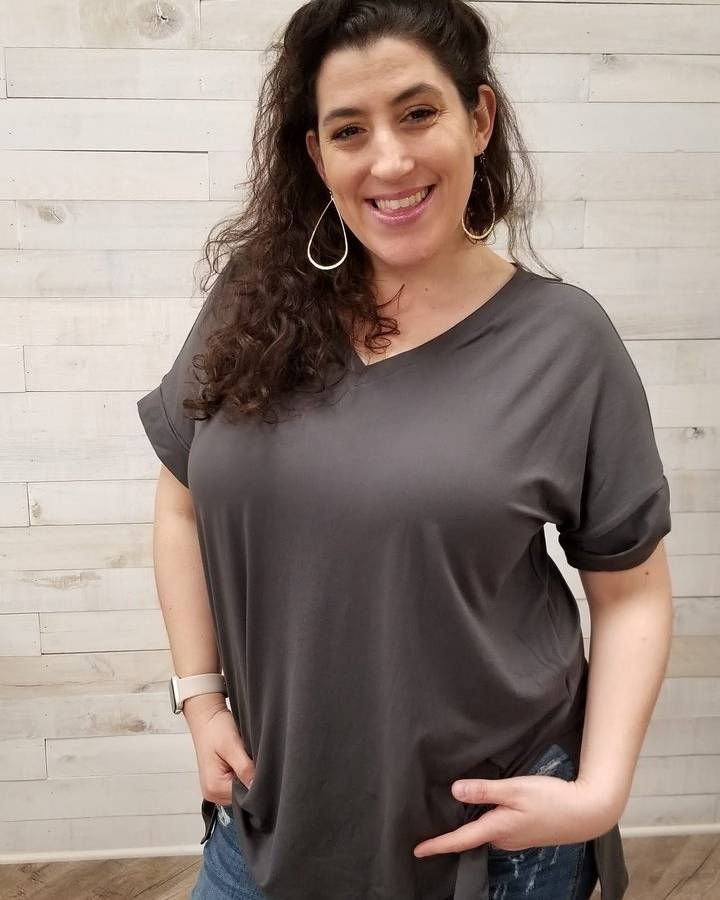 dirtyhippie_VH's tweet image. Loving these new additions to basic collection. 🥰 These tees are so soft and just $18. ow.ly/ZFAI30qjzdy

#shopdirtyhippie #basictees