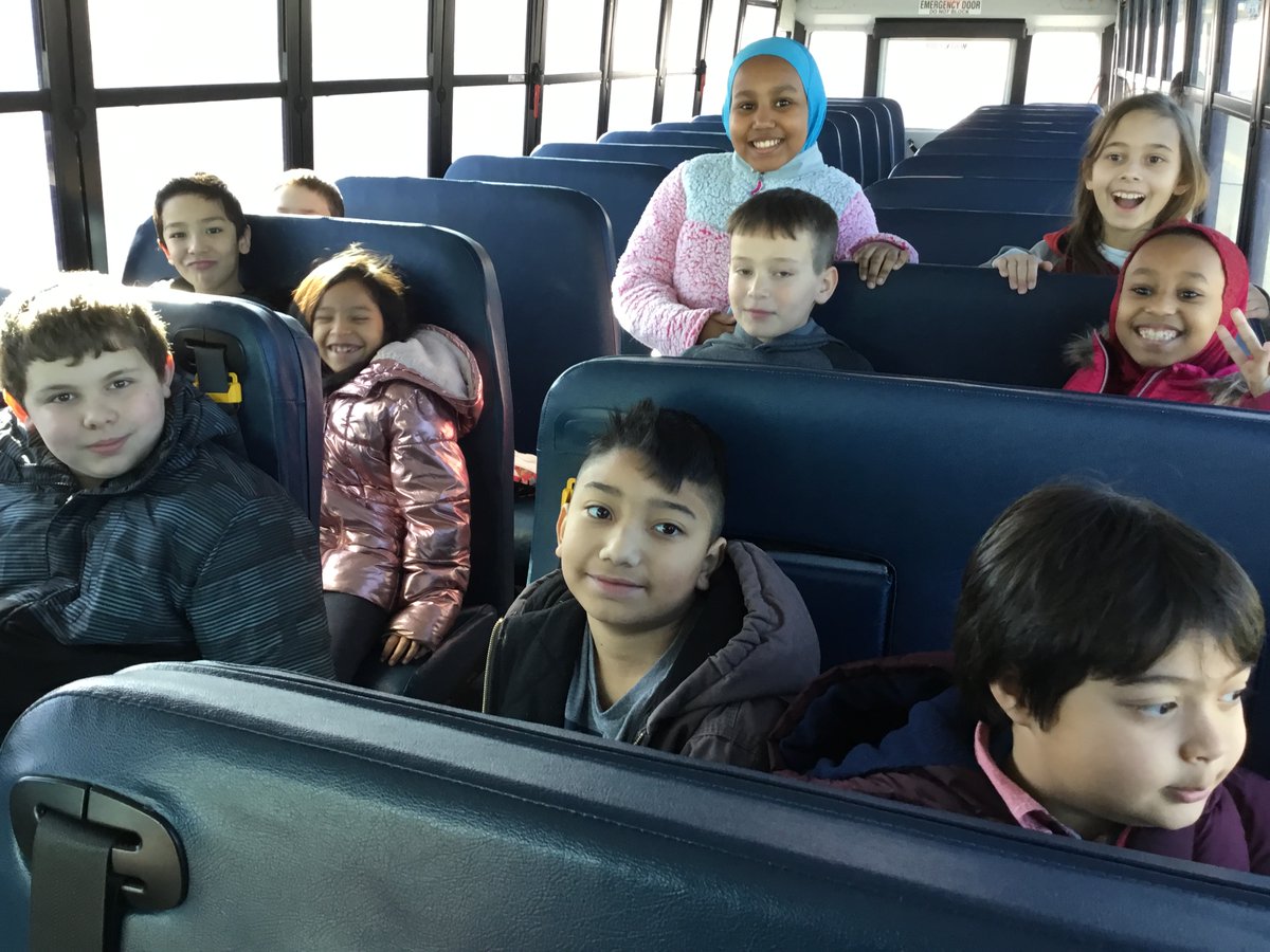 WinnwoodRocks's tweet photo. Student Ambassador leadership team out to invite business partners to visit us for Lunch with Leaders next week &amp; Leadership Day 3/5. We even found the MVP at one stop. @leahmmcopeland https://t.co/3FW9xFN8kw