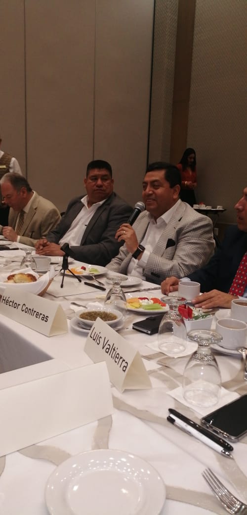 En nuestra 1a Reunión Nacional, en Ensenada, con el mensaje de apertura de Héctor Contreras por la #SEST BC, Oscar Rivera <a href="/oscarive/">oscarive.eth 🇲🇽</a>, Pdte. mxTI, agradecemos a los anfitriones de @ITBaja a Julio Velarde y todo el equipo.

#Cluster #ClusterTIC #TICs #Negocios #Estrategia