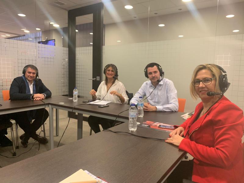 Leadership_ms's tweet photo. Lleno total en el #LMSPeopleAnalytics. Pronto compartiremos alguna de las conclusiones sobre #PeopleAnalytics. Antes, os dejamos el enlace a la entrevista que @Radio5R realizó ayer a nuestra directora, Marta Pérez, @DaniRuizSotillo y a @Juanmachicote https://t.co/1M9tEetpl2 https://t.co/nbKYPi6w5j