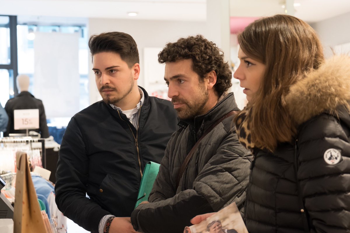 2020Krebs's tweet photo. Pendant plusieurs jours, notre équipe part à la rencontre des commerçants afin de les écouter sur leurs différentes problématiques et leurs présenter quelques idées de notre programme pour les élections municipales.
#Municipales2020 #SaintDizier https://t.co/cVyyhYYtEU