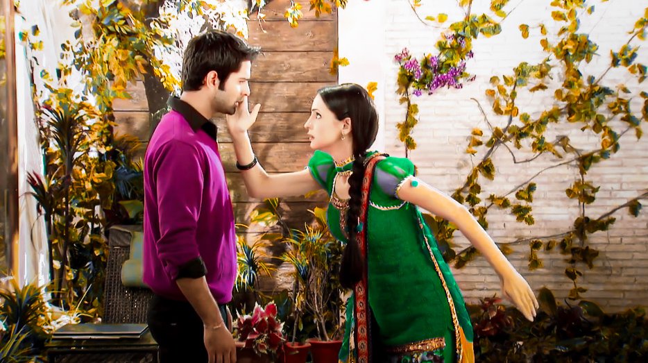 When Khushi slapped Arnav right on his cheek (accidentally)   #SanayaIrani  #BarunSobti  #IPKKND  #IPKKNDRewind