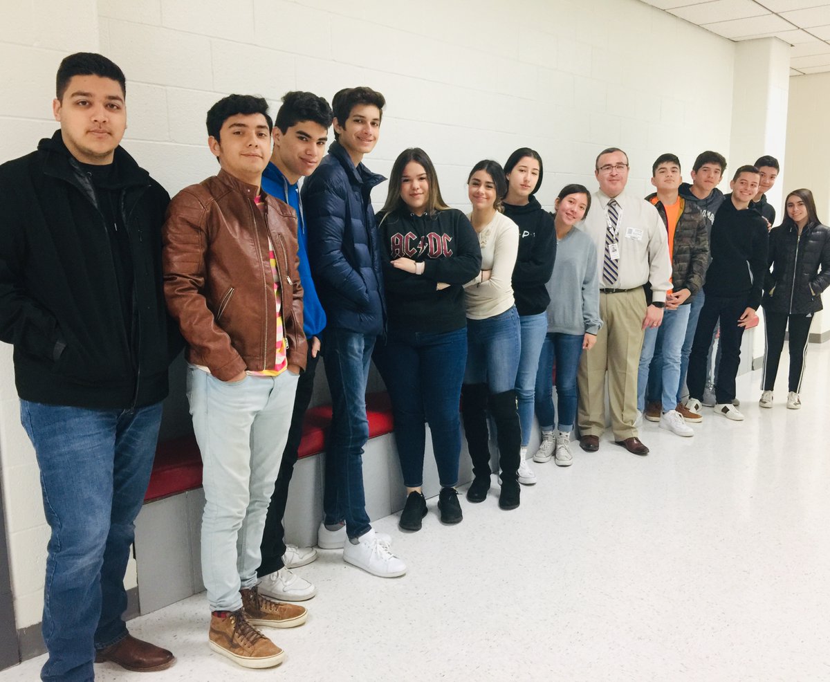 DARamirez77's tweet photo. Thanks to Mrs. Barboza at Sharyland High School for inviting me to talk to her class about #Marketing. #CTESkills @SISDnews https://t.co/g2IHY7RO7J
