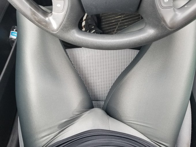 So much crotch sweat after this workout. 😆 #lycra #fetish https://t.co/GI97xG1swc<a href="/tag/lycra"class="tags">#lycra</a><a href="/tag/fetish"class="tags"><span>#fetish</span></a>