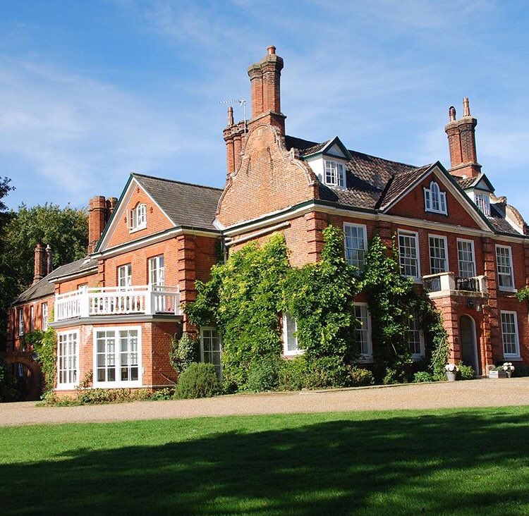 #NorwichBigWeekend is NEW from VisitNorwich. If you have a Norfolk postcode you’re eligible to enter our FREE ballot to win pairs of tickets for experiences across #Norwich &amp; #Norfolk. The ballot is now open, with hundreds of tickets up for grabs. Info norwichbigweekend.co.uk