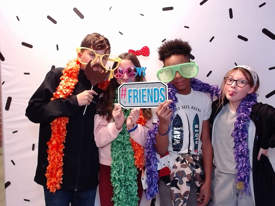 SomersPTSO's tweet photo. Fun had by all at the Valentine’s Day Dance!!🕺🏽💃🏽 Thank you volunteers and Milton Somers staff for another successful PTSO event!❤️ https://t.co/JovTuRfhnw