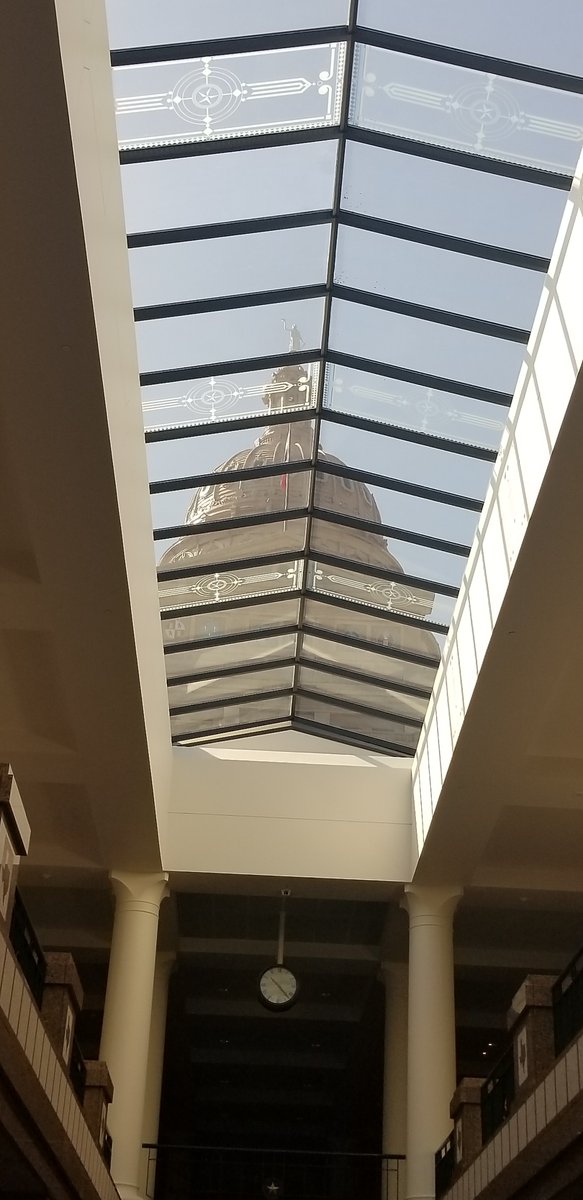 mcsmithSTEAM's tweet photo. Oustide of the Capitol building 
#lakeside1920 https://t.co/qsTAp0KJls