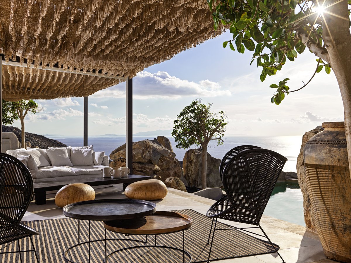 SLHLuxuryHotels's tweet photo. We have a new hotel in Mykonos. Panoptis Escape is an ensemble of boutique villas offering a 360° view of the Aegean Sea. Plus, each luxurious villa has a private outdoor Jacuzzi or infinity pool. Dive in - https://t.co/KVTOP7pp5Q https://t.co/y294kvGr0a