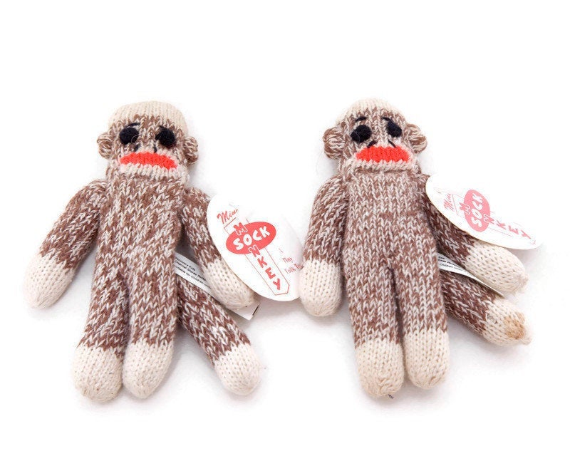 vintagegalleria's tweet image. Excited to share the latest addition to my #etsy shop: Vintage Sock Monkey Set of Two 1997 Discovery Kids Stuffed Animals New With Tags A Tiny Folk Toy Stocking Stuffer etsy.me/2T2Wvui #toys #setoftwo #stuffedanimals #newwithtags #vintagesockmonkey #twosockmonk