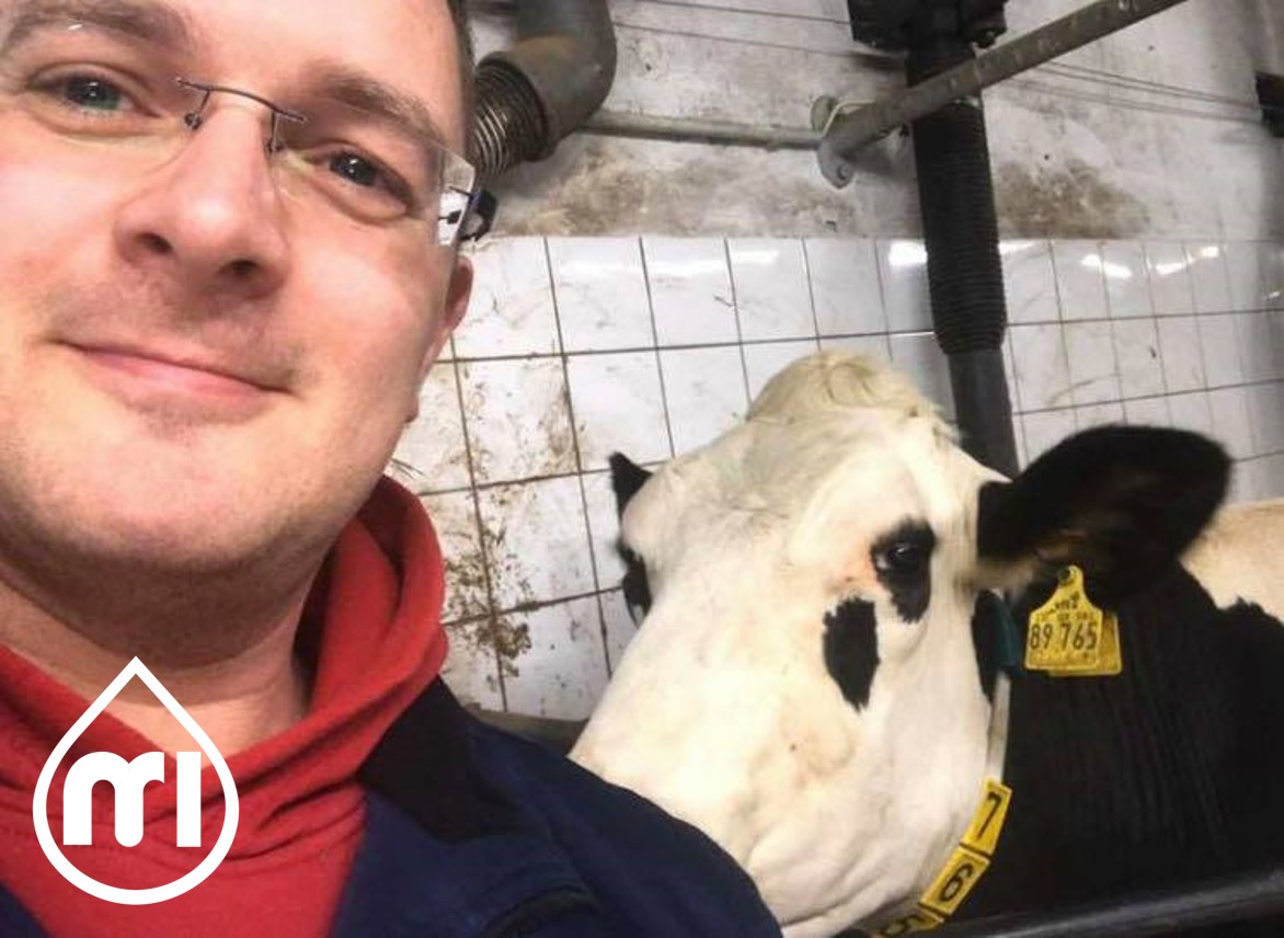 MR_ITP's tweet photo. Our German Sales Manager had a fantastic time on farm this morning on this parlour in Germany! If you are interested in any of our products or services get in touch via our website at: https://t.co/ZWXzcXSWk5
#ImprovingEveryFarmWeTouch #BuildingaBrighterFuture #ImpulseAir https://t.co/6s08saFAnW