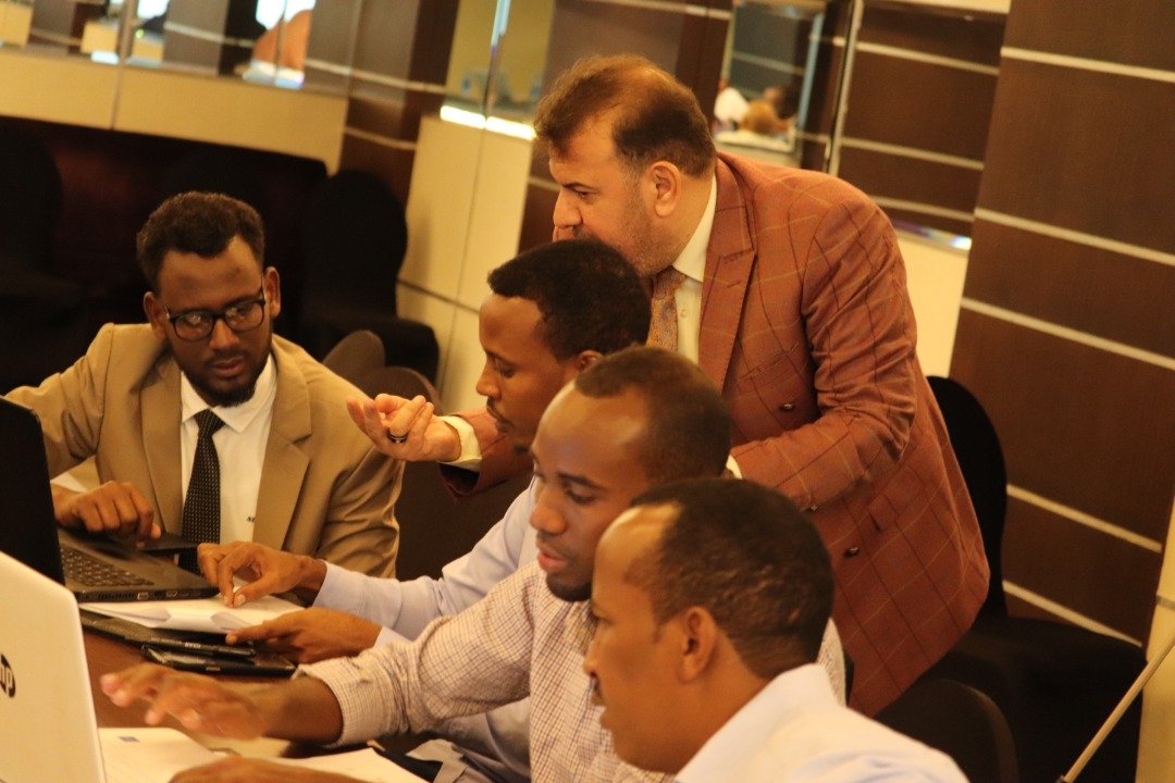 FarhanHassanAb1's tweet photo. Thanks to @UNIDOSomalia and #somaliaEDUs for the Five days ToC training on business counselling. We will impart the skills gained to Somalia Entrepreneurs. As a business man, I salute👏 for the real changes. Thanks to all the team participated and the great facilitators.!! https://t.co/2K1GYG9DE0