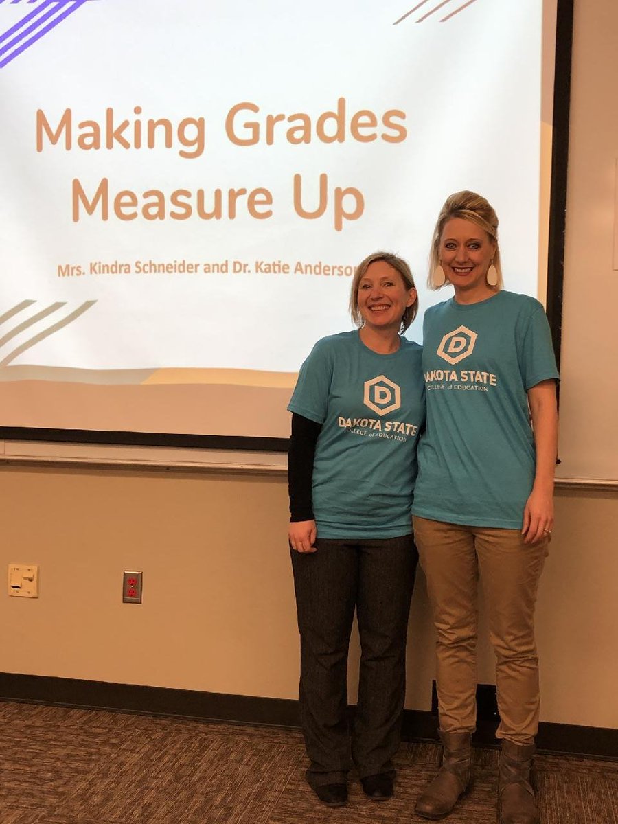 KatieAndersonSD's tweet photo. Having a great time presenting at the @EdrisingSD conference. #ignitethefiresd @DSUteach @DakotaState @KinSchneider https://t.co/yMo7Ppy2I0