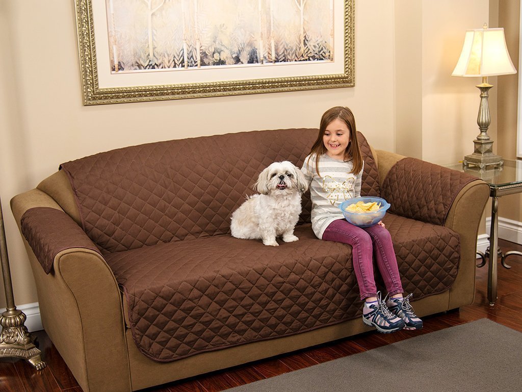 Couch Coat microfiber slipcover protects sofa from pets, spills, kids, &amp; more. #couchcoat #latinamerica #comovistoenlatv #assenontv #comovistonatv #bulbhead #bulbheadideas #brightideas Available at: bulbheadinternational.com