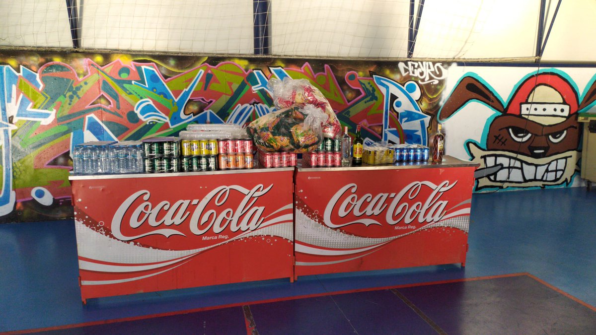 CarranqueClub's tweet photo. Todo preparado equipo!!!

⚪🔵⚪🔵⚪🎊🎉🎊🎉⚪🔵⚪🔵 https://t.co/xMHX8AGkKF