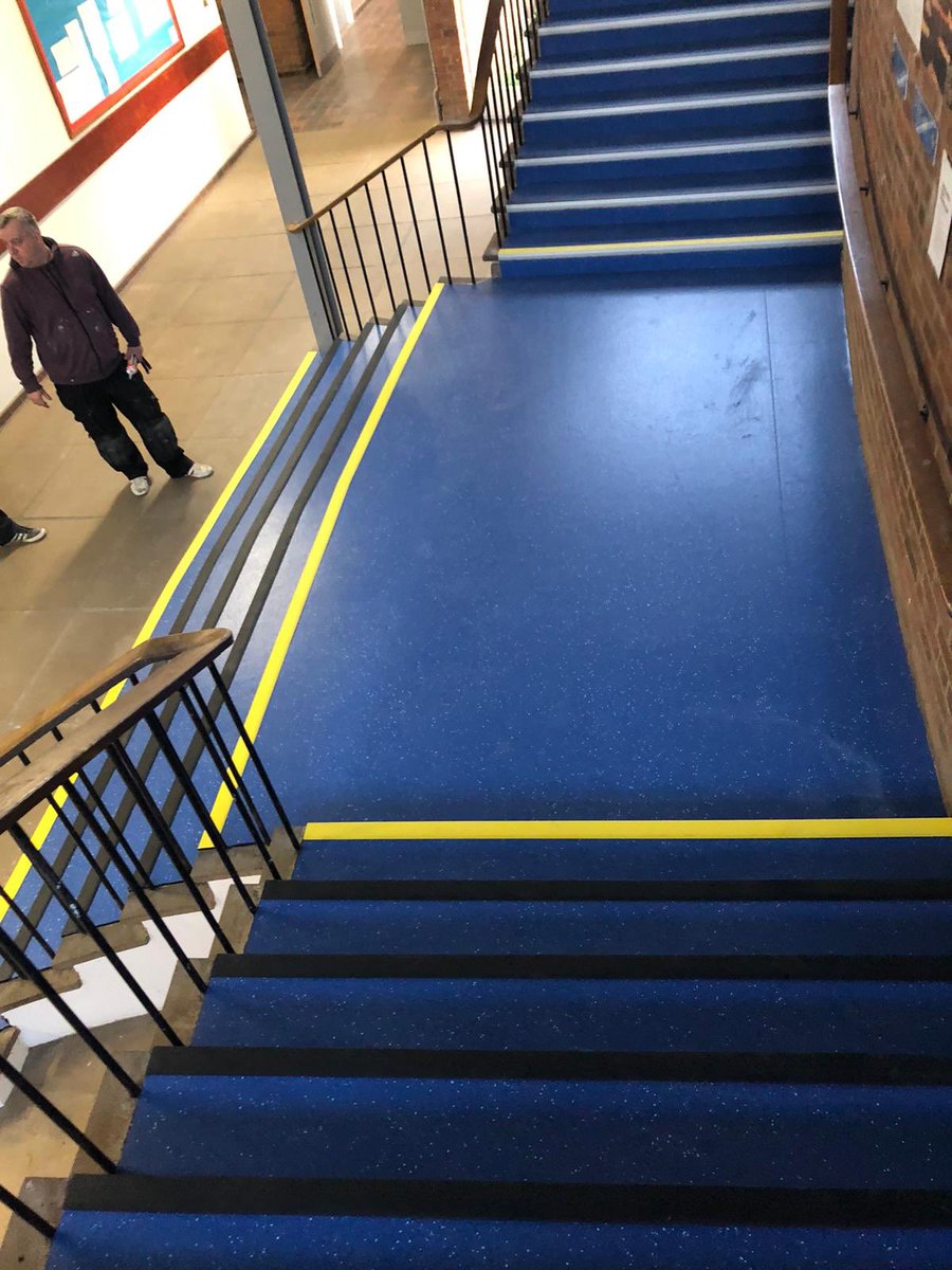 Total_Flooring's tweet photo. Stair nosings supplied by @QuantumFlooring and @Polyflorltd Vogue Ultra col: Seawater to a staircase at a local school, just one of the jobs we completed this week @RyanCarpetFloo1 thanks for getting these at last minute for us 👍 https://t.co/DegaNbl9Yf