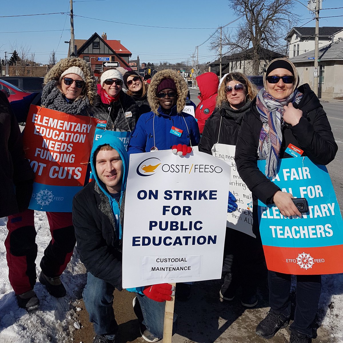 TDrewish's tweet photo. SO glad I got to see some of my favourite @jmewrdsb crew(I miss you guys!), as well as some of my new fam over at @PioneerparkA4.  Together we stand strong! https://t.co/Wx1naG7FlX