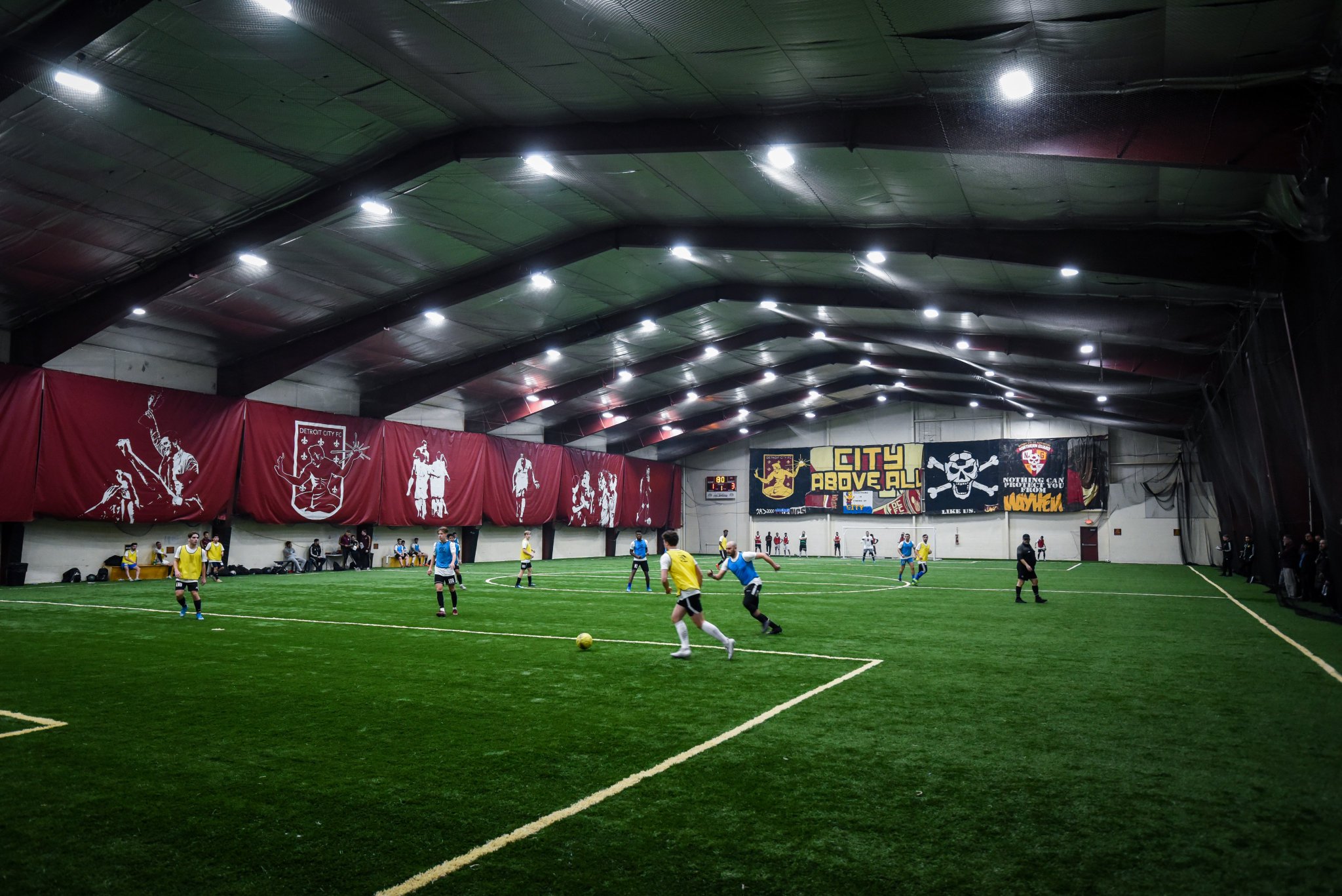 Indoor soccer cheap arena 2000