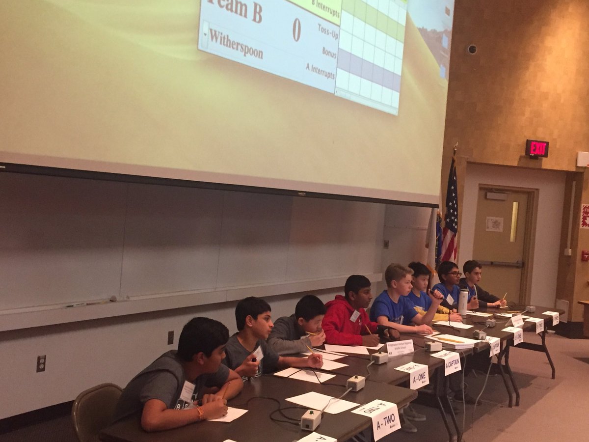 DeVoeJjackson's tweet photo. It's the exciting 9th round of the #NJRegionalScienceBowl with Bridgewater V. Princeton's John Witherspoon Middle School @PPPLab. Who will go to the final rounds? https://t.co/On44dXuGwM