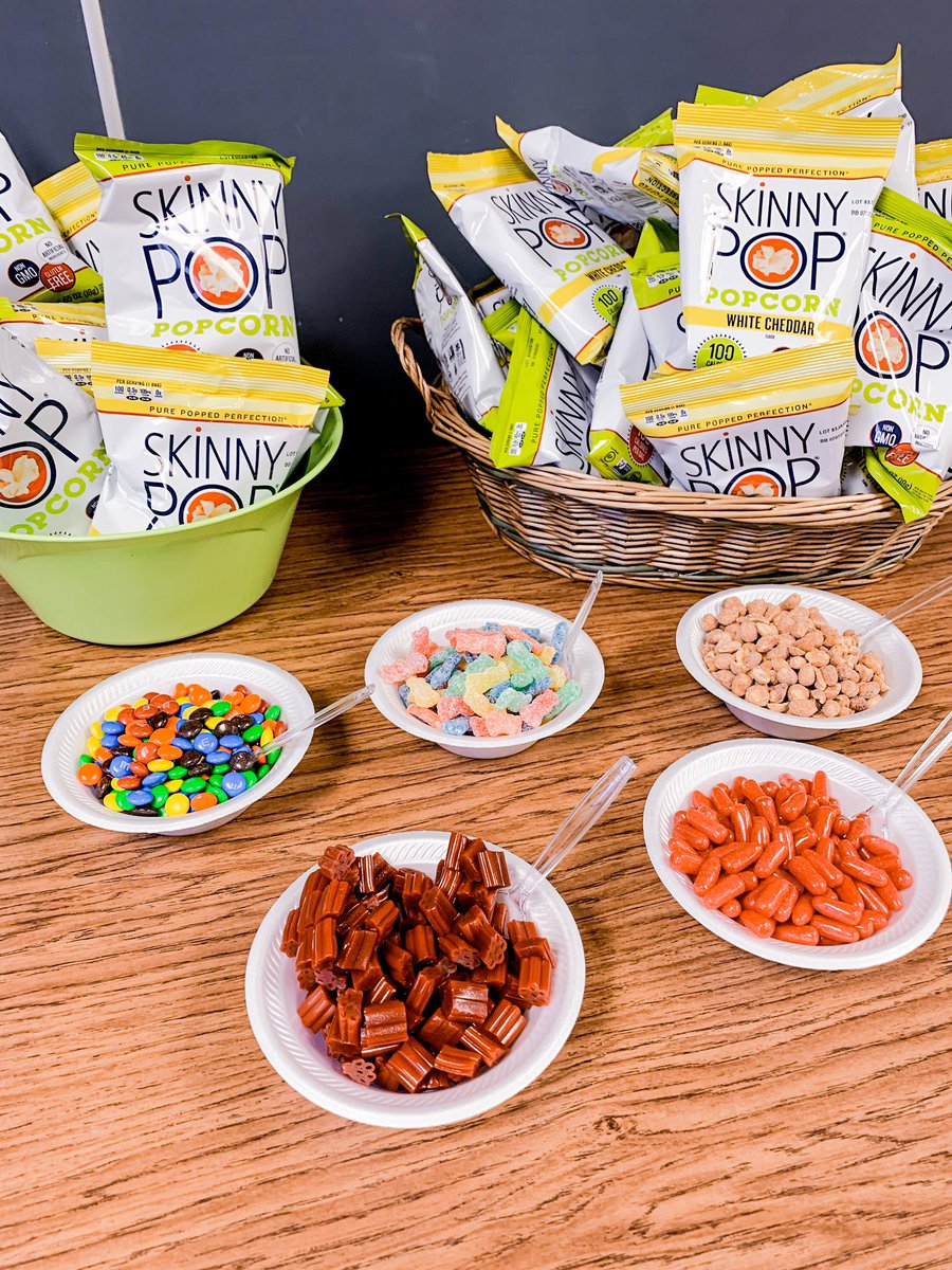 TeacherFaust's tweet photo. Friday popcorn bar to celebrate finishing conferences, make-up Valentine’s Day parties, and all the amazing things our staff does for our kids @spencercsd #tigerkind #lincolnelem #schoolclimateandculture https://t.co/Qh08hHxIWI