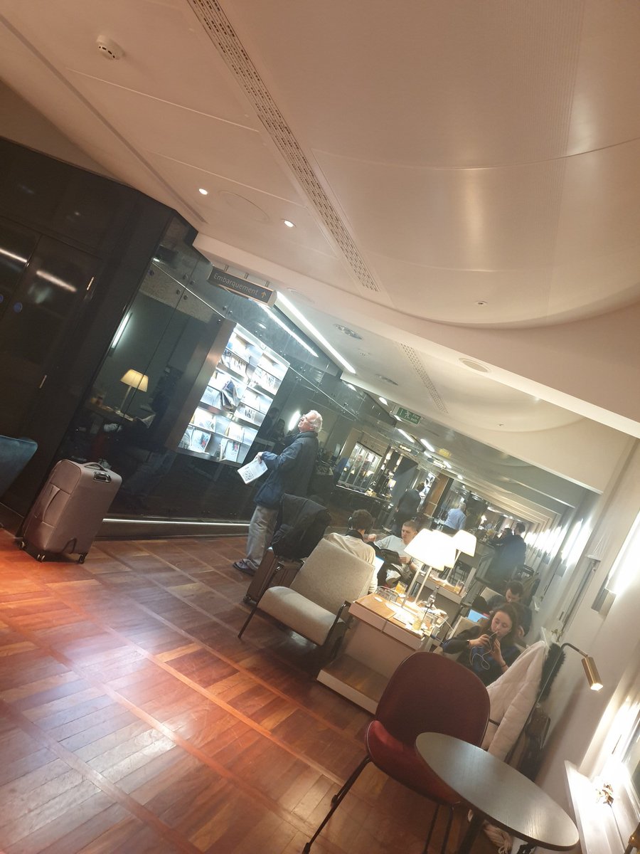 Back at St Pancras on my day off! Wonder who's on #9158 tonight...