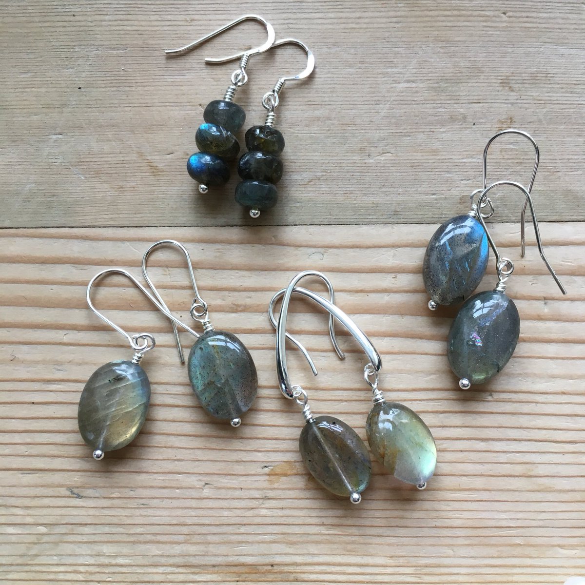 blantonsdesigns's tweet photo. Off to @LeafCreativeUK tomorrow with lots of lovely genuine gemstones and freshwater pearls to join in with their local produce event - I’ll be amongst the cheese and cider - delish! #supportlocal #SmallBusiness #smallbusiness #madeingloucestershire #artisanmaker #jewellerymaker https://t.co/nzPnImV1y2