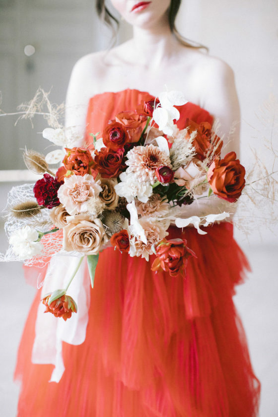 ruffledblog's tweet photo. Fine Art French Wedding with a Playful Design in Dazzling Reds https://t.co/iuixACjmmm https://t.co/aWRcECQj4j