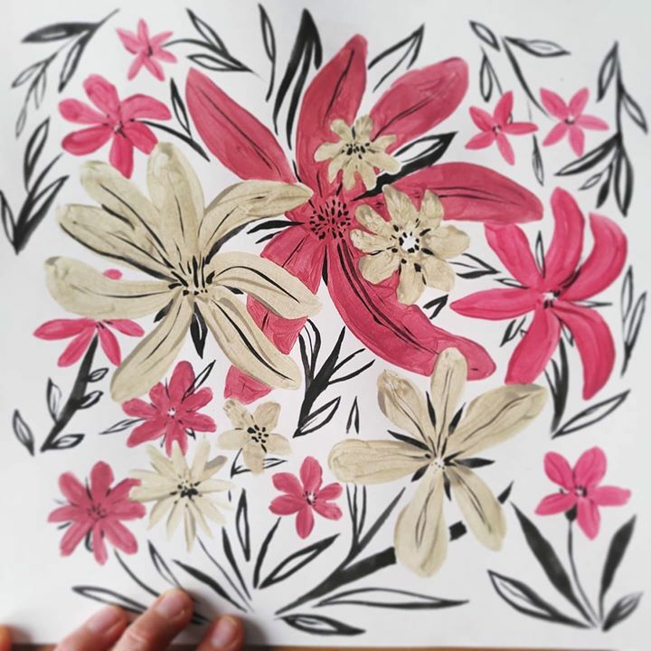 Catilustre's tweet photo. Working on some floral patterns 🌺... a favourite subject that I get not to master ... I want to make a whole portfolio of those..💭😎 Have a nice Weekend wherever you are! ♥️😊
#floralpattern #floralfabrics #gouacheflorals #fabricillustration #surfaceillustration https://t.co/cIjduxKF7E
