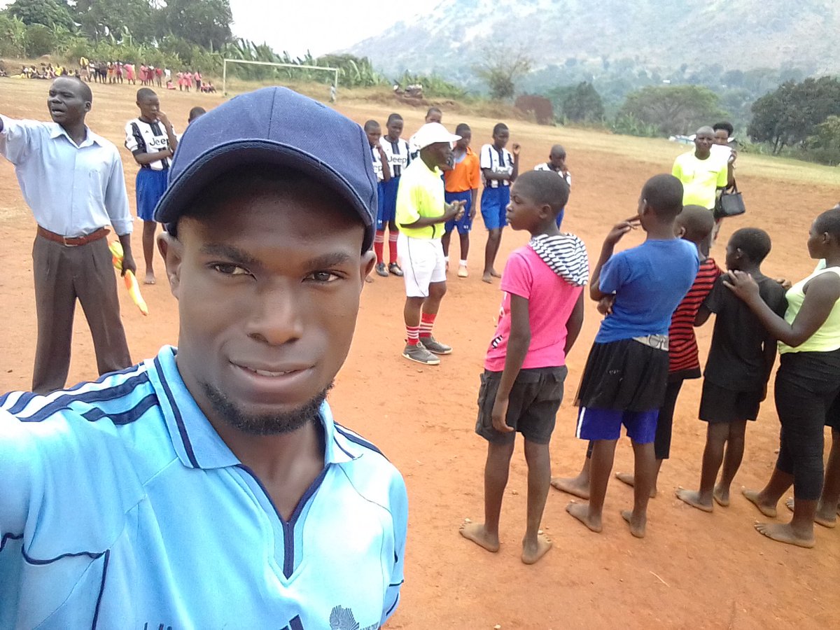 GodfreyNanz1's tweet photo. Sweet amazing souls discovering their talents, I cant wait to attend this Girls soccer event once again.. #Usikatetamaa Girls soccer Schools Tournament
keep Agirl in school campaign2020
#theyneededucation
#usikatetamaa #discovertalent https://t.co/GgO8eDKFvq