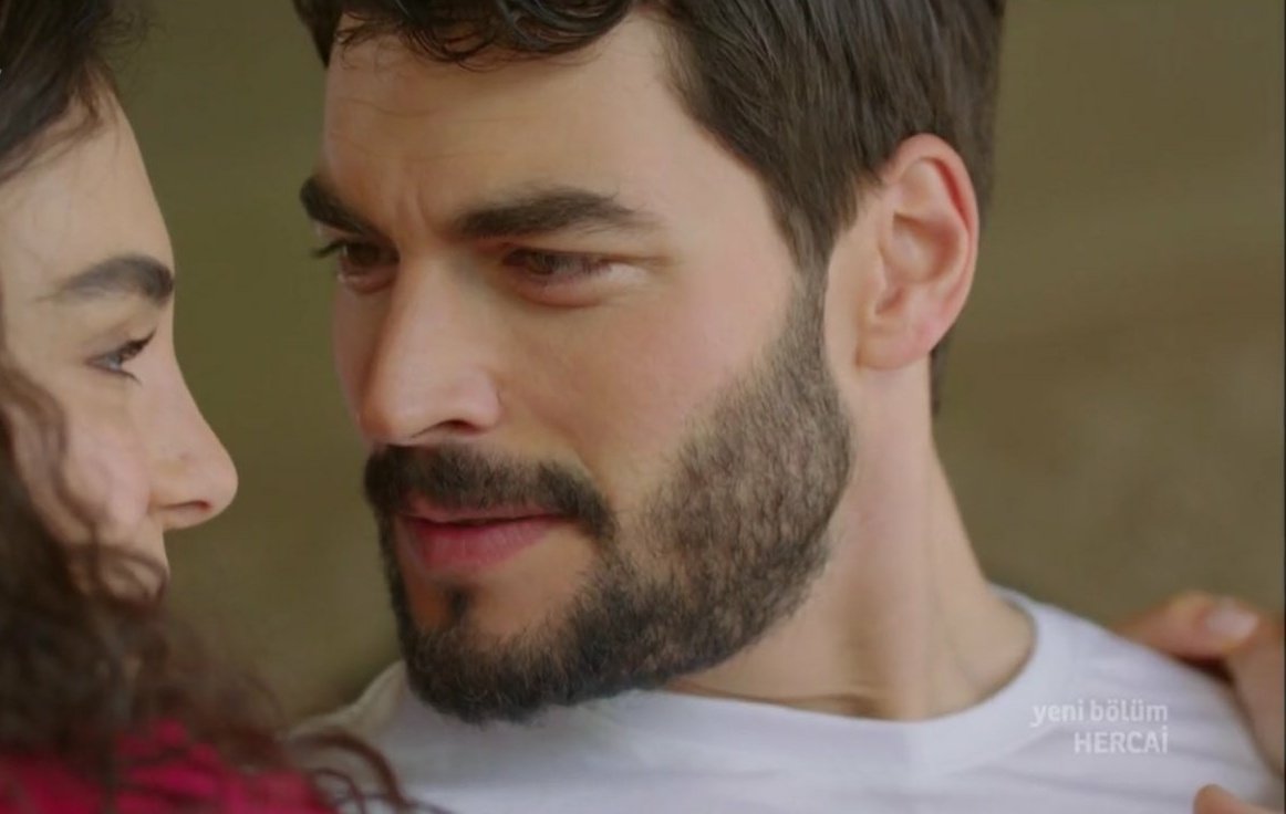 акин акынозю 2022. акын акынозю турецкий актёр в 2022. миран асланбей актер. актер акын акынезю турция. миран асланбей.