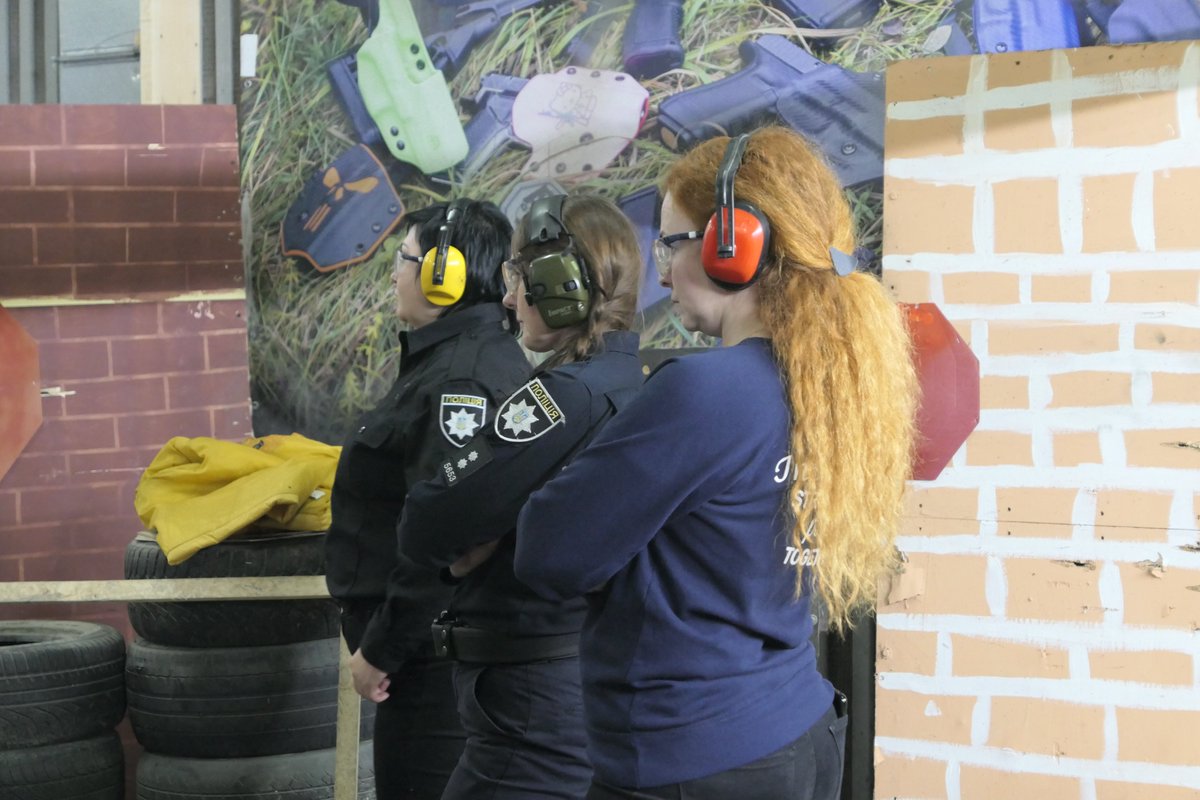 uawle's tweet photo. #Firearms trainings became a good tradition for #UAWLE members 🎯 Polishing professional #skills is crucial for #LawEnforcement officers ☝️ Never stop improving! @NPU_GOV_UA @patrolpoliceua @PoliceAcademy17 @IAWPInfo @cupdp_ua @CanEmbUkraine https://t.co/Wst21ZDT1m