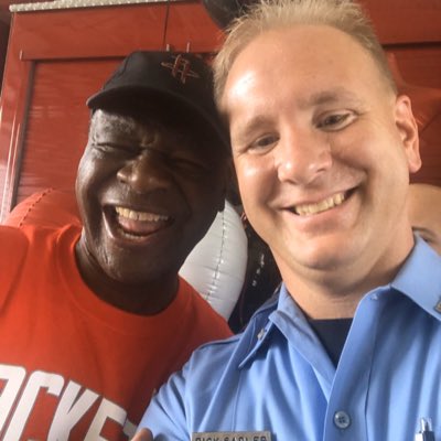 firemanrick84's tweet photo. #NewProfilePic https://t.co/nLx9wCbYC6
