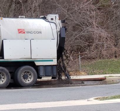 tifftif's tweet photo. Dumping chemicals in a residential sewer = unsafe environmental practices.  I demand better because we deserve better. #accountability @NOAA @GovLarryHogan @CEXAlsobrooks @VacConInc @VacConTrucks @pgcscd @fox5dc @nbcwashington @TraceeWilkins @CouncilmanDLD @washingtonpost https://t.co/OBvv44mdwG