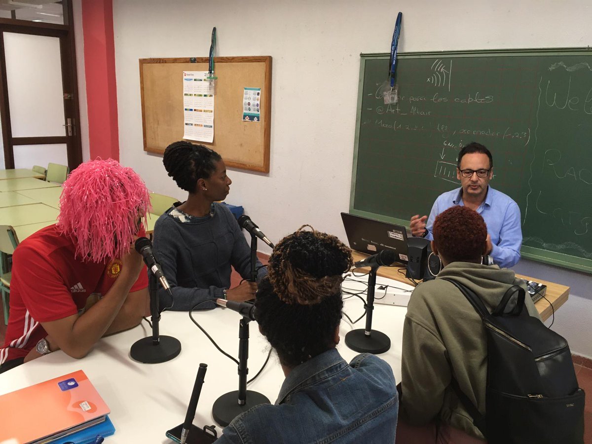 We finished our training today and honestly, it has been an amazing week! Thank you again <a href="/OPEECanarias/">OPEEC</a> <a href="/jhergong/">Jesús M. Hernández</a> <a href="/Judithgutierrex/">Judithgutiérrex</a> @erasmusplusUK
@ParkwoodPrimary <a href="/dettie_c/">Bernadette M Clinton</a> Now the cultural immersion begins...