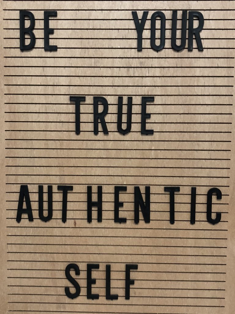 AshleyS_BRCC's tweet photo. Just wrapped up my LEADER 2.0 call with my mentees!! Amazing group of people from @CerritosPride and surrounding areas! TM, Social Media, Compliance Analyst, Corporate Real Estate and TU is within your reach! Keep shining and believing as we work towards #CreatingOurLegacy https://t.co/1O796W1Kt4