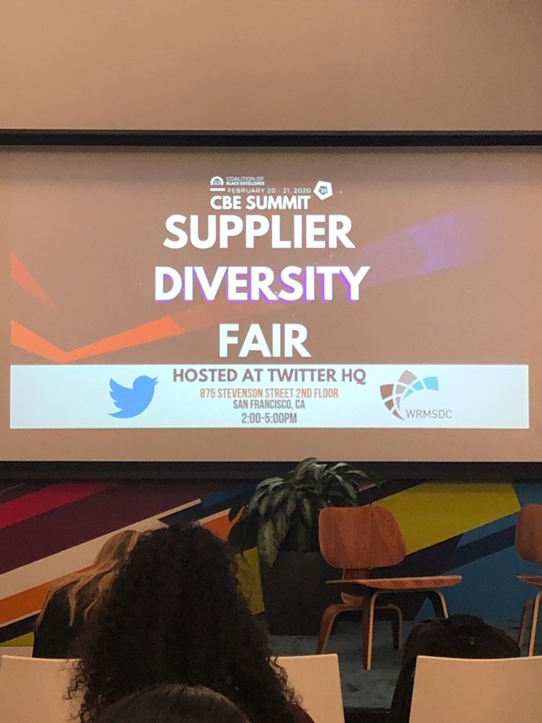 smartsimplemktg's tweet photo. Photos from last nights event created by @experienceCBE
 and @WRMSDC.   Thanks to @KristenHickey1 and  @twittter for being such great hosts! #supplierdiversity #CBEWeek https://t.co/p7zXwlzS5Y