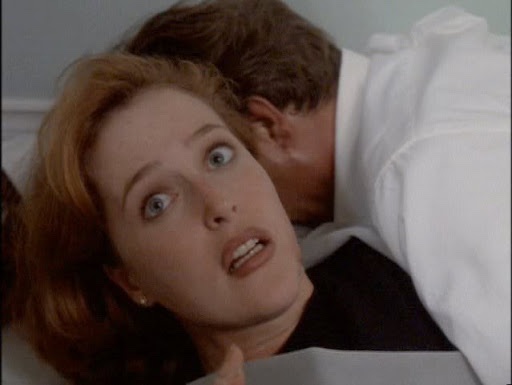 jas_kerry2's tweet photo. Investigating a monster? #xfiles #2shy #mulder #scully #predator #monster https://t.co/PGhKY9V3W3