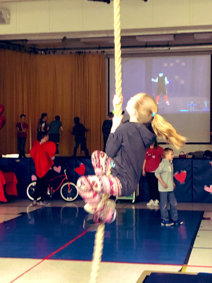 eduKAIT_202's tweet photo. Thank you @AstonPhysEd for planning an AWESOME #KidsHeartChallenge! ♥️ @PDSD_AstonES https://t.co/47MHGwVdQi