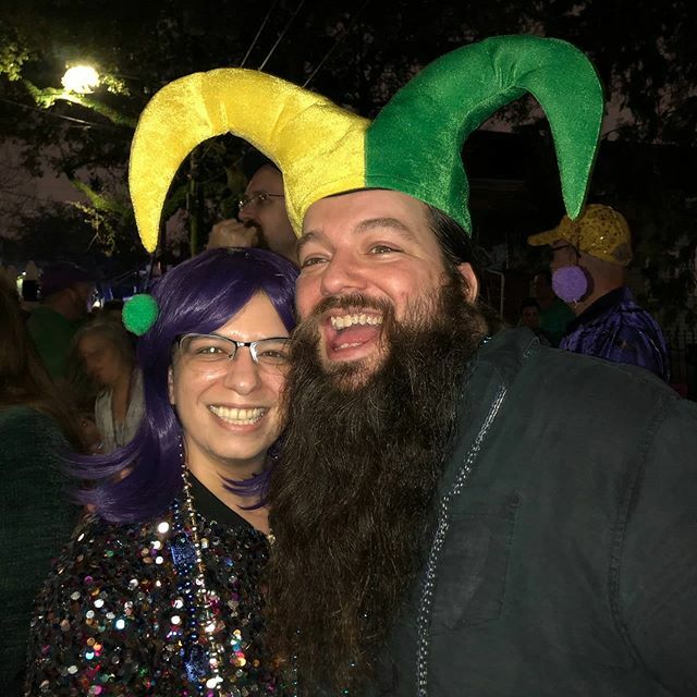 tourguidethomas's tweet photo. Friendship is the magic of Mardi Gras!
#NOLALife #NewOrleans #UptownLife #MardiGras #Carnival #MagazineSt #HailNyx #Friendship #LuckyGuy #LuckiestGuyIKnow https://t.co/XBftWWPCb3 https://t.co/L3yuhnfHcl